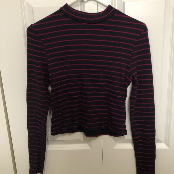 H&M Long Sleeve - Picture 4 of 5